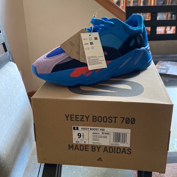 Yeezy boost 700 hi res blue BRAND NEW